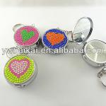 2013 newest design rhinestone keychain round metal pill box sy-3403