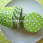 Green Polka Dots Pleated Baking Cups HP-C0401